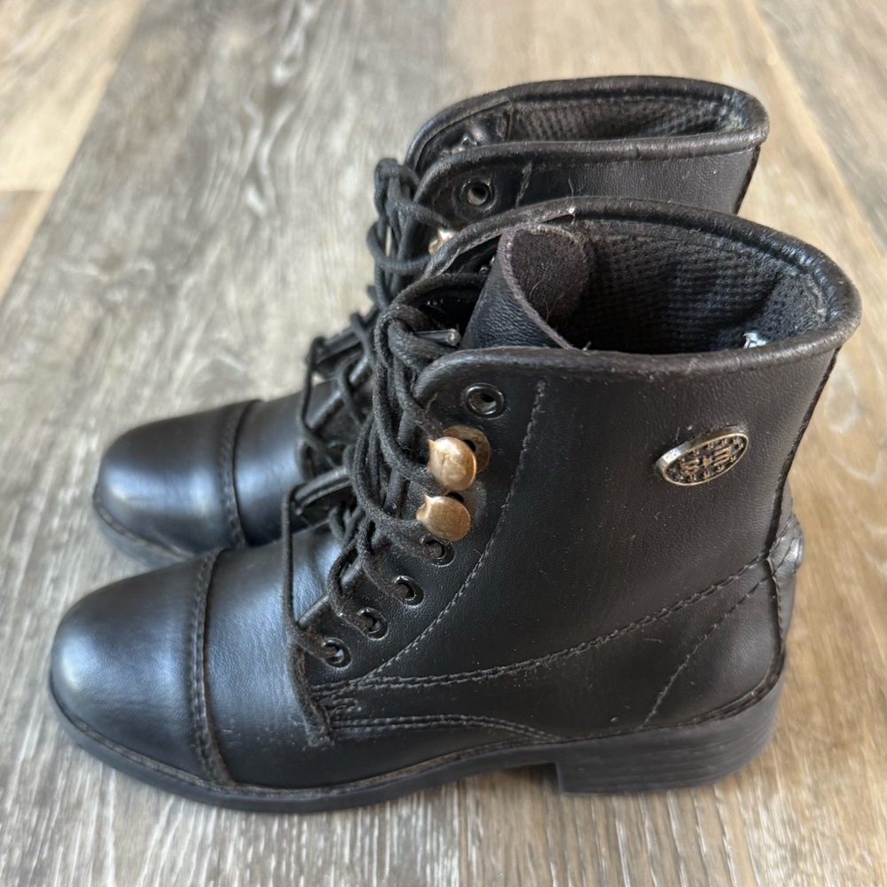 EquiStar Black Lace-Up Paddock Boots